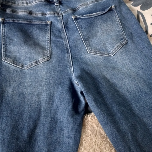 Royalty Vintage- Stretch Highrise Jeans- Women's- SZ 16 - Picture 3 of 6